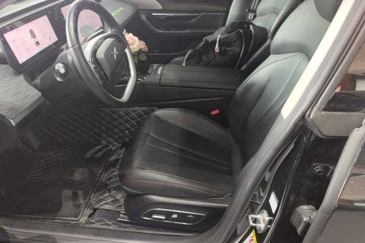 Used XPeng P7 2022 625E Left Front Seat