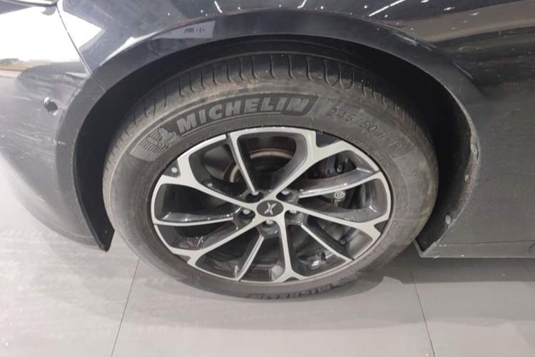Used XPeng P7 2022 625E Left Front Wheel Hub
