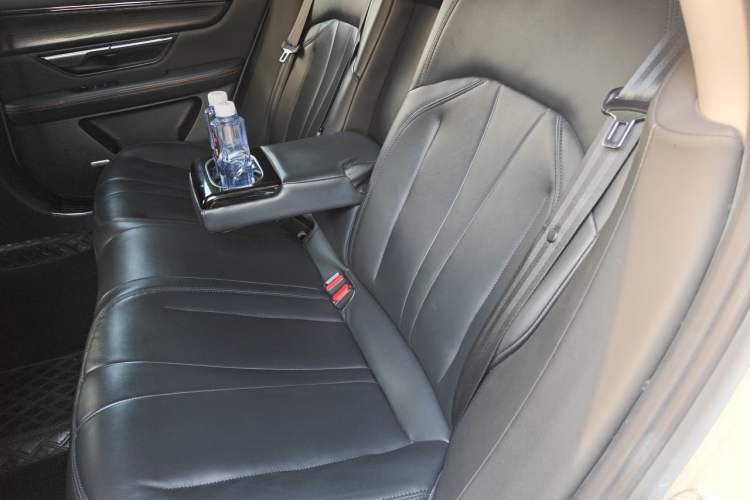 Used XPeng P7 2022 480 Standard Range Smart Drive Edition Left Rear Seat
