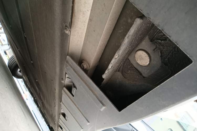Used XPeng P7 2022 480G+ Left Side Sill