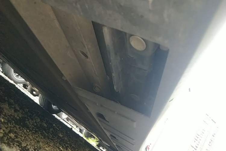Used XPeng P7 2022 670E+ Left Side Sill