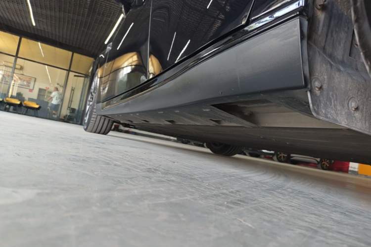 Used XPeng P7 2022 625E Left Side Sill