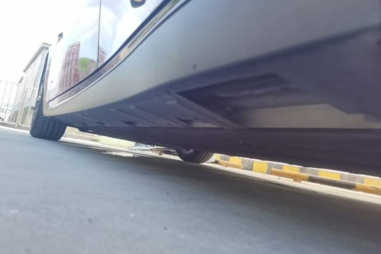 Used XPeng P7 2022 625E Left Side Sill