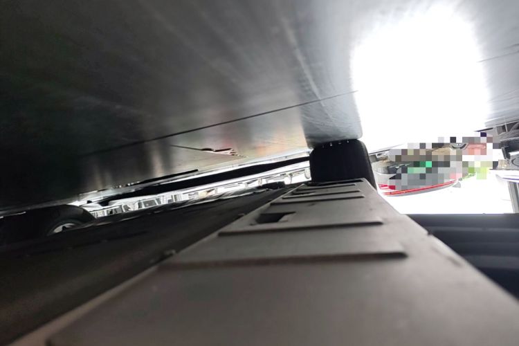 Used XPeng P7 2022 625E Left Side Sill