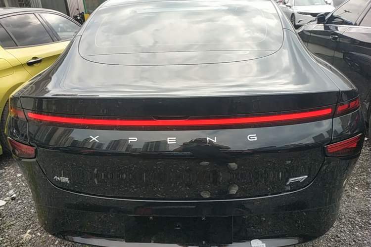 Used XPeng P7 2022 670E+ Rear