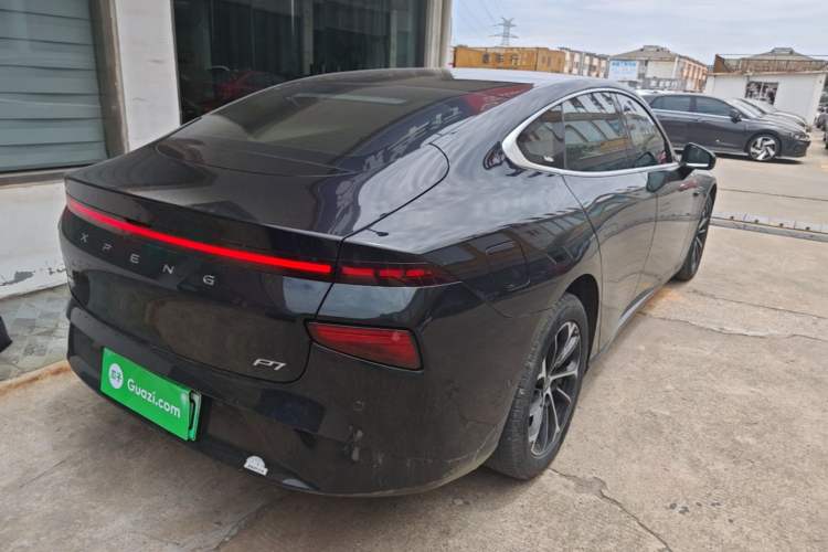 Used XPeng P7 2022 625E Rear Right 45 Deg