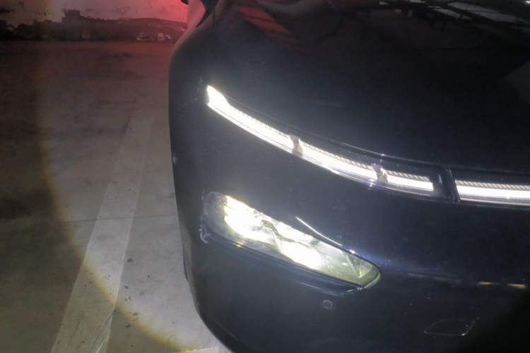 Used XPeng P7 2022 625E Right Front Headlight