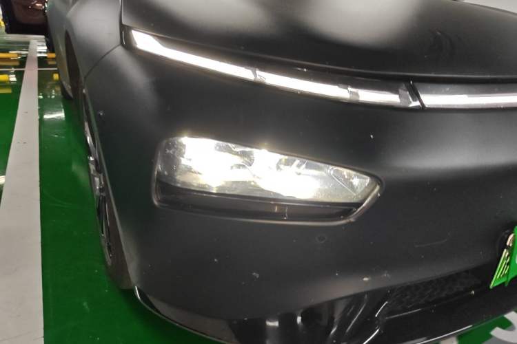 Used XPeng P7 2022 670N+ Right Front Headlight