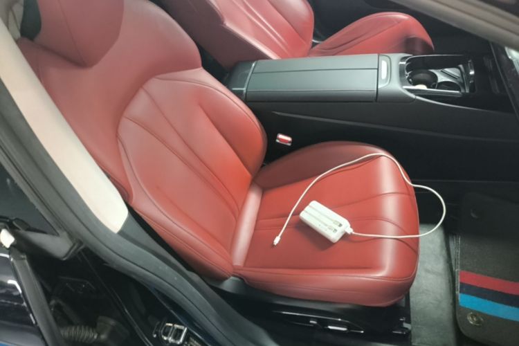 Used XPeng P7 2022 670G Right Front Seat