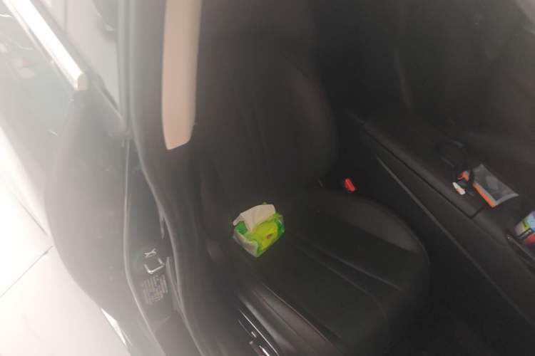 Used XPeng P7 2022 625E Right Front Seat