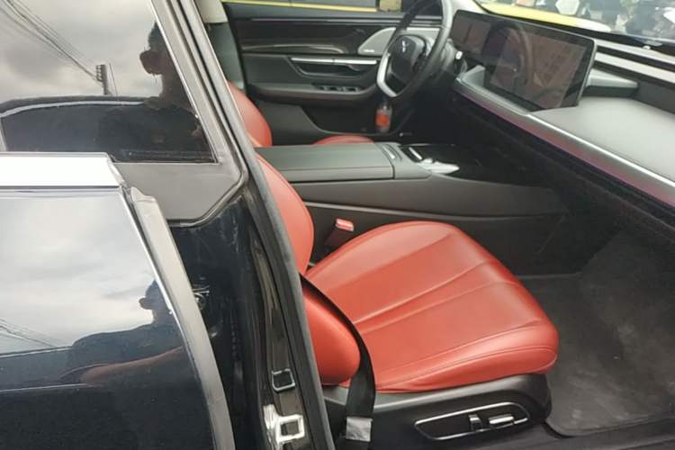 Used XPeng P7 2022 670E+ Right Front Seat