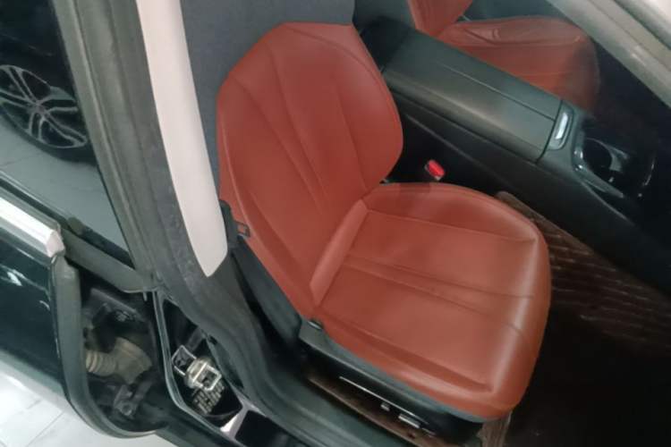 Used XPeng P7 2022 480E+ Right Front Seat