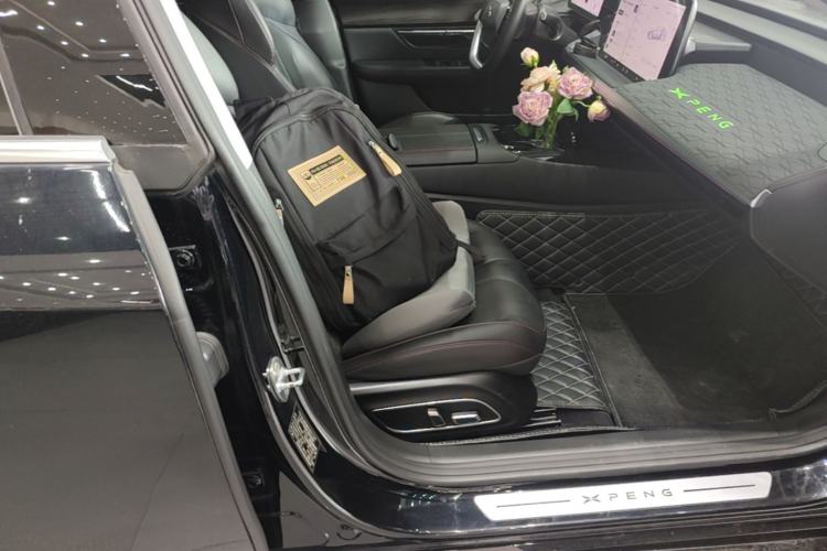 Used XPeng P7 2022 625E Right Front Seat