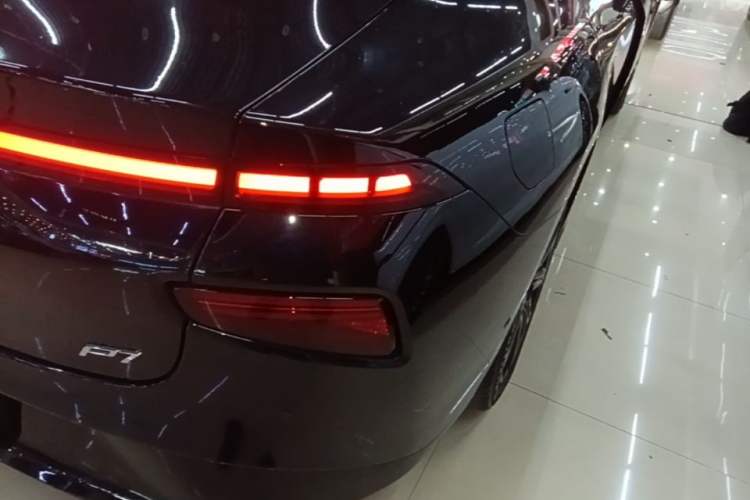 Used XPeng P7 2022 670N+ Right Rear Taillight