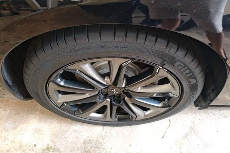 Used XPeng P7 2022 480N+ Right Rear Wheel Hub