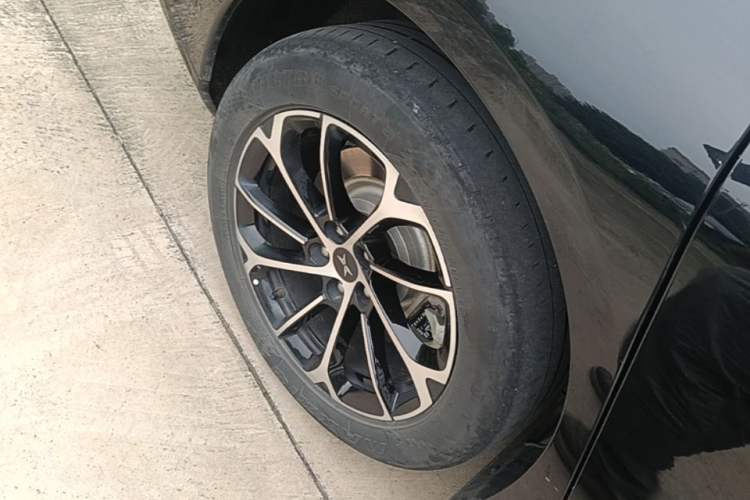 Used XPeng P7 2022 480E Right Rear Wheel Hub