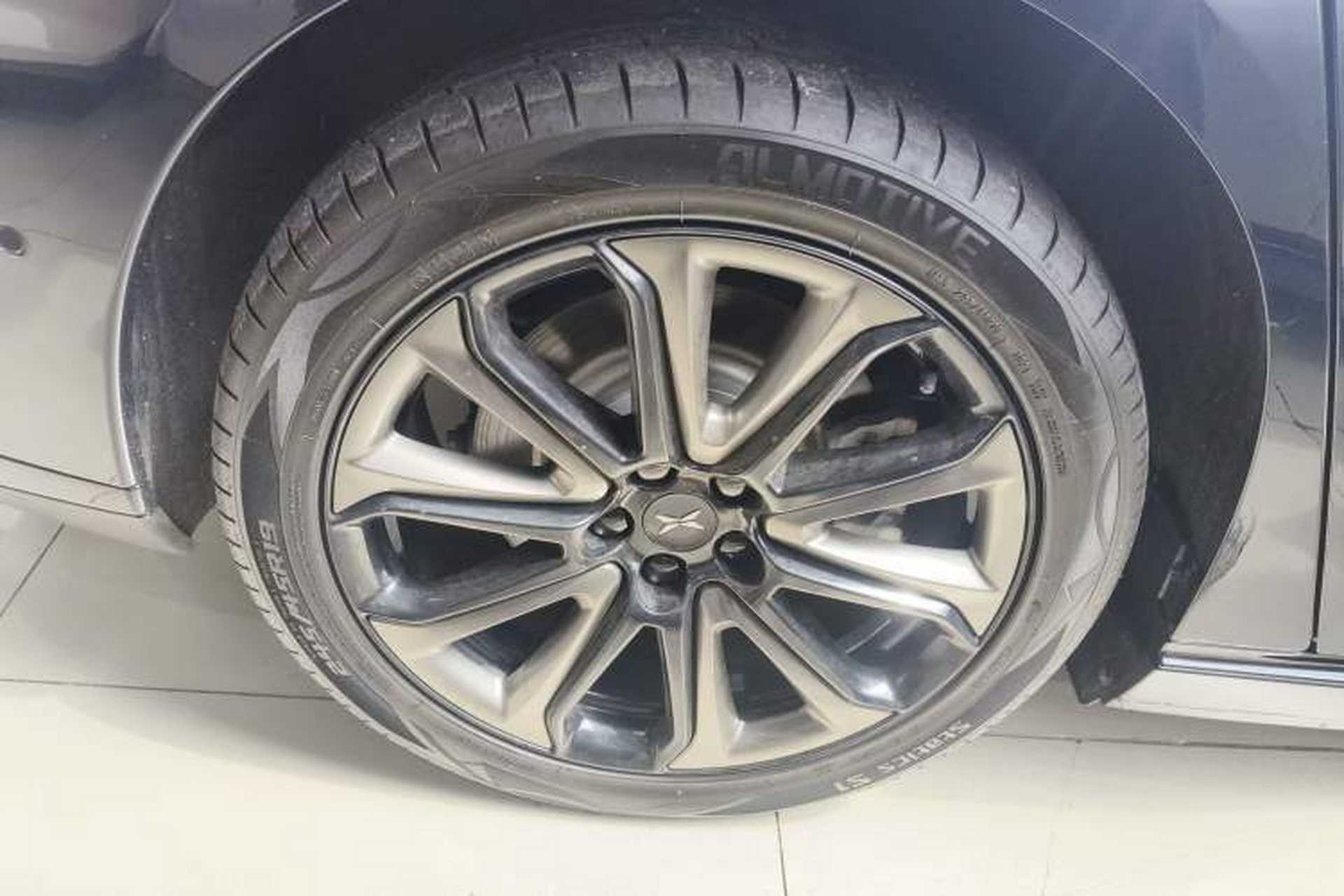 Used XPeng P7 2022 670N+ Right Rear Wheel Hub