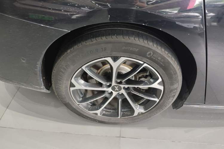 Used XPeng P7 2022 625E Right Rear Wheel Hub