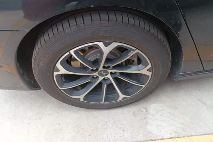 Used XPeng P7 2022 625E Right Rear Wheel Hub