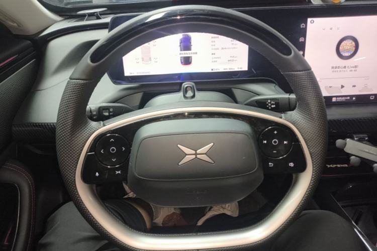 Used XPeng P7 2022 670G Steering Wheel