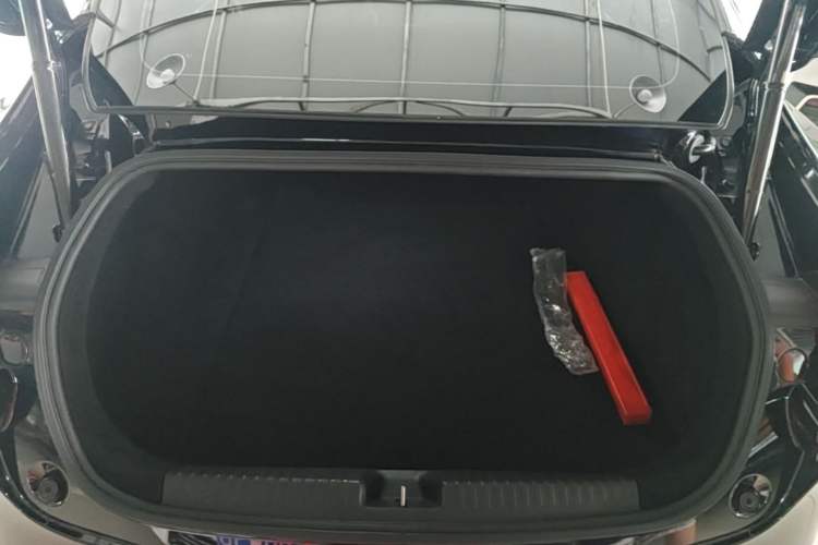 Used XPeng P7 2022 480G+ Trunk