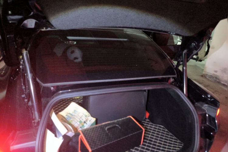 Used XPeng P7 2022 625E Trunk
