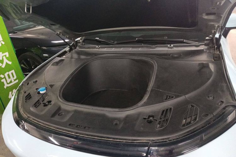 Used XPeng P7 2022 586G Engine Bay