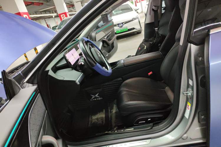 Used XPeng P7 2022 670E+ Left Front Seat