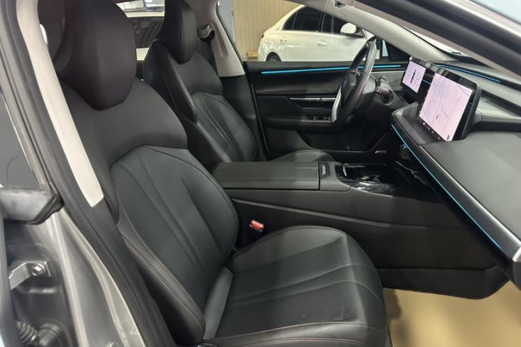Used XPeng P7 2022 586G Right Front Seat