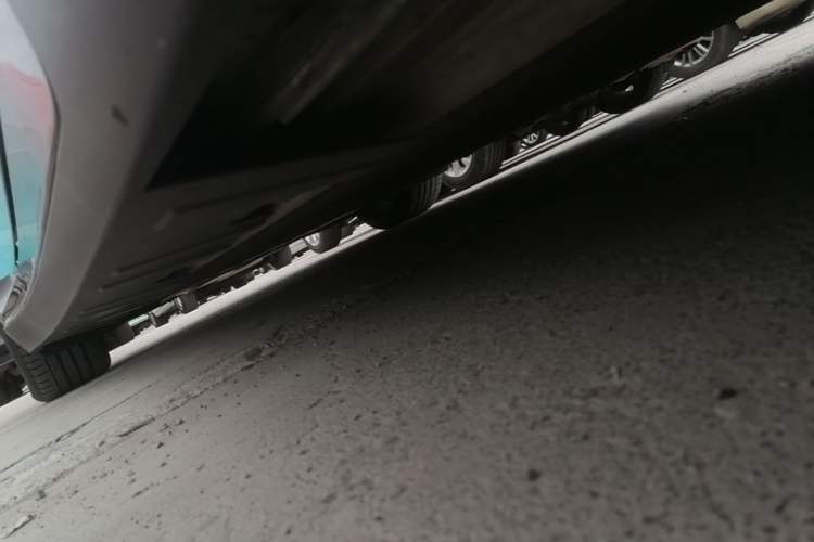Used XPeng P7 2022 625E Right Side Sill