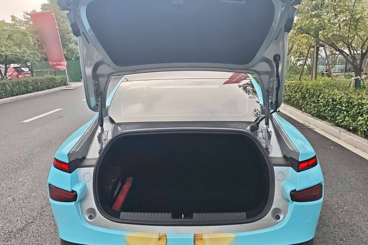 Used XPeng P7 2022 586G Trunk