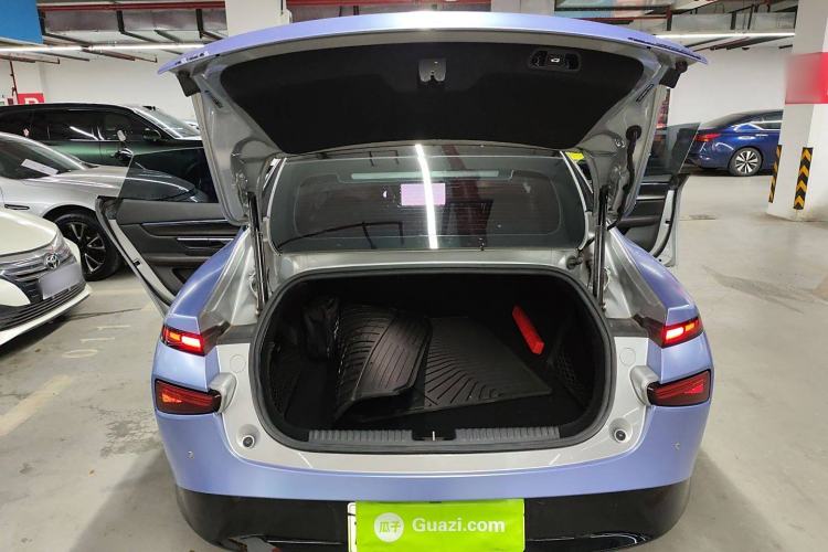 Used XPeng P7 2022 670E+ Trunk