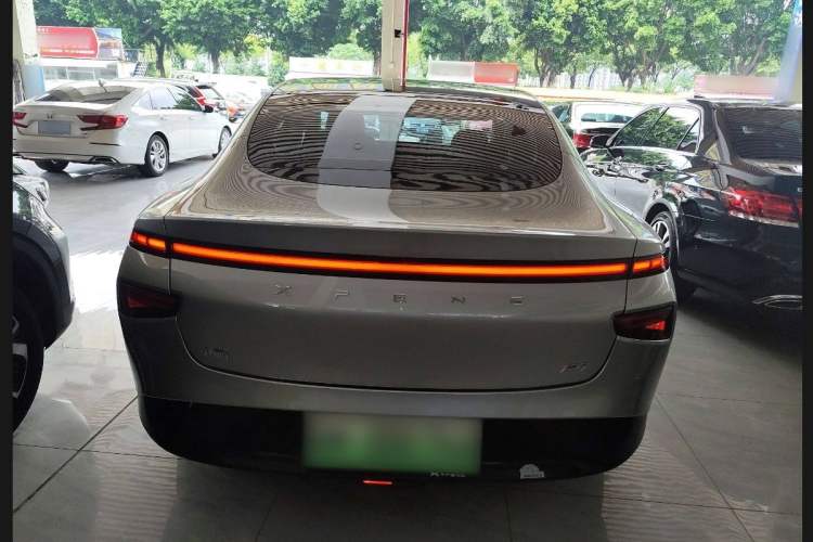 Used XPeng P7 2022 670N+ Exterior 4