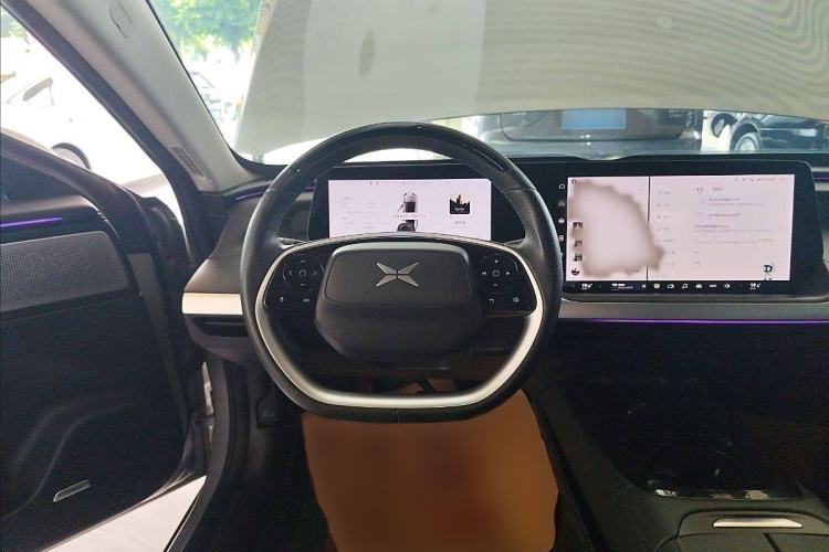Used XPeng P7 2022 670N+ Interior 2