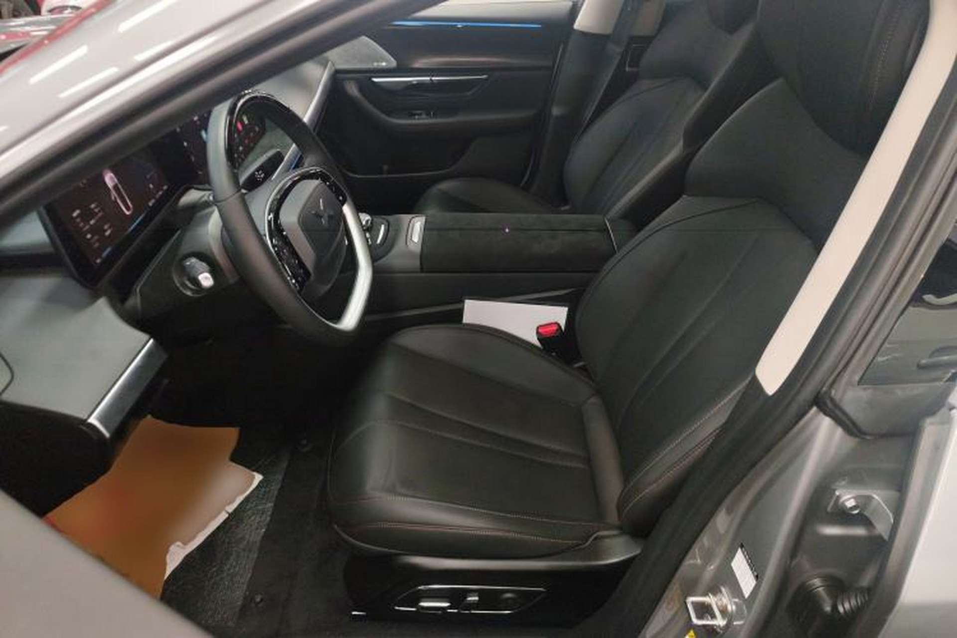 Used XPeng P7 2022 670E+ Left Front Seat
