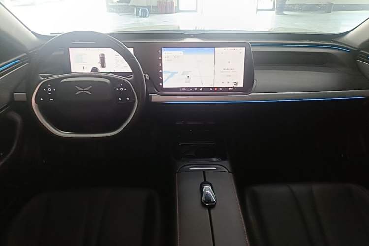 Used XPeng P7 2022 586G Center Console