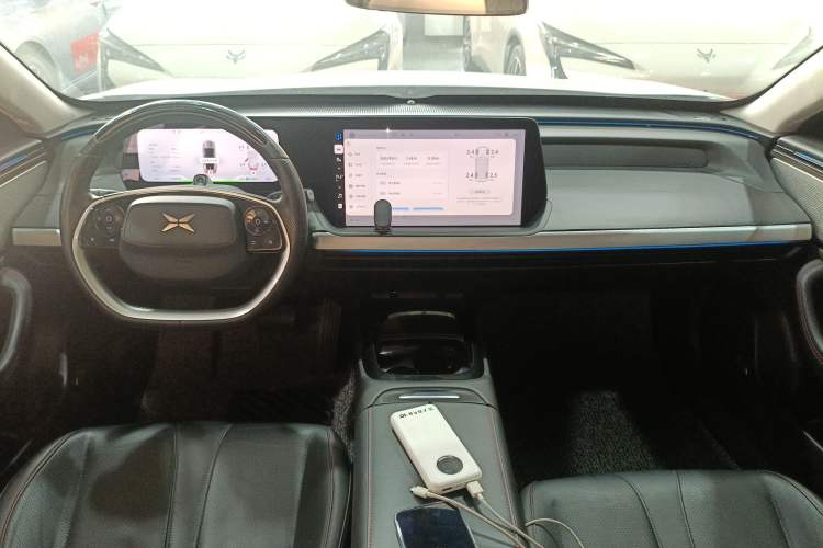 Used XPeng P7 2022 625E Center Console
