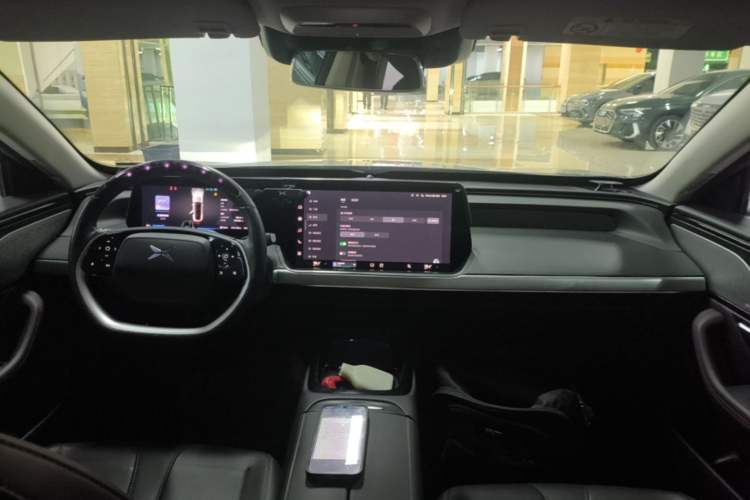 Used XPeng P7 2022 670E+ Center Console