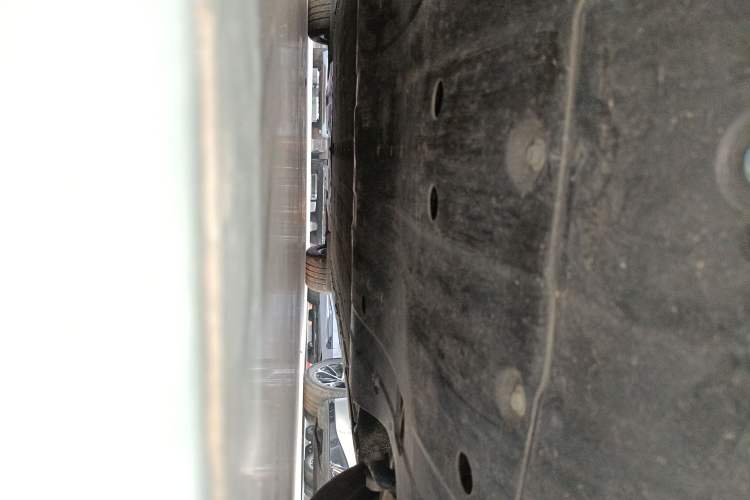 Used XPeng P7 2022 625E Chassis Front