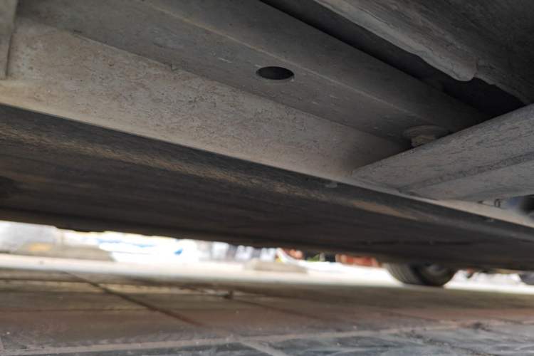 Used XPeng P7 2022 625E Chassis Front Left