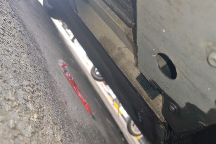 Used XPeng P7 2022 625E Chassis Front Right
