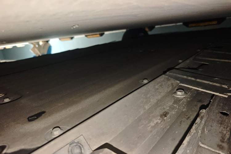Used XPeng P7 2022 670N+ Chassis Front Right