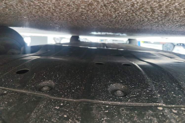 Used XPeng P7 2022 625E Chassis Front