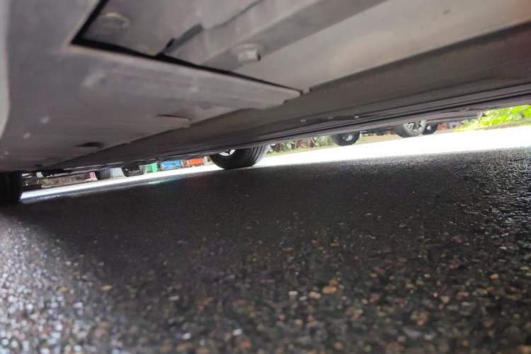 Used XPeng P7 2022 625E Chassis Rear Left