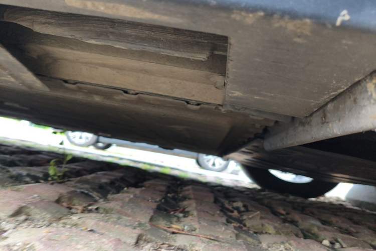 Used XPeng P7 2022 480E Chassis Rear Left