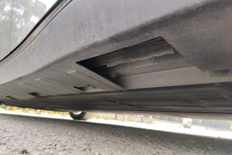 Used XPeng P7 2022 670N+ Chassis Rear Left