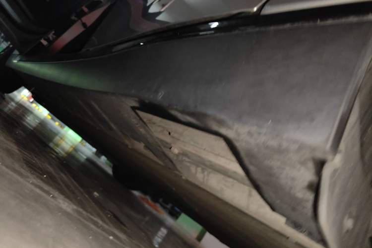 Used XPeng P7 2022 625E Chassis Rear Left
