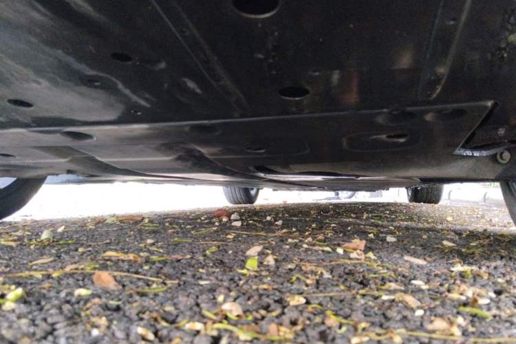 Used XPeng P7 2022 670E+ Chassis Rear Right