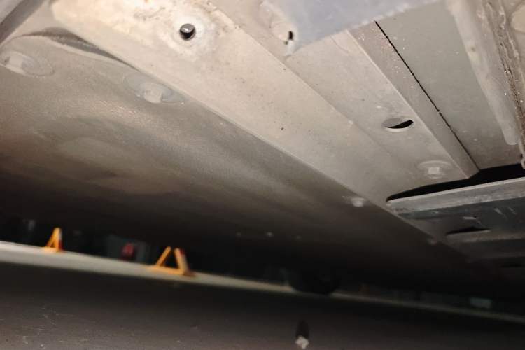 Used XPeng P7 2022 670N+ Chassis Rear Right