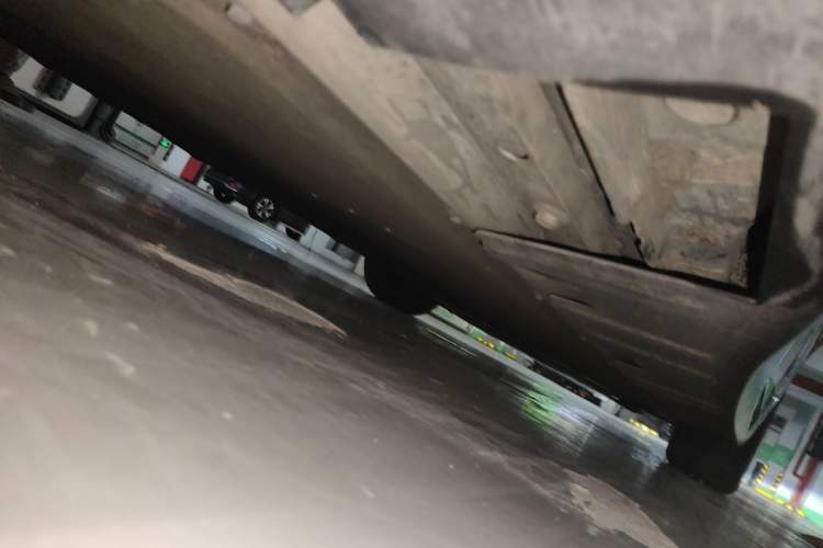 Used XPeng P7 2022 625E Chassis Rear Right